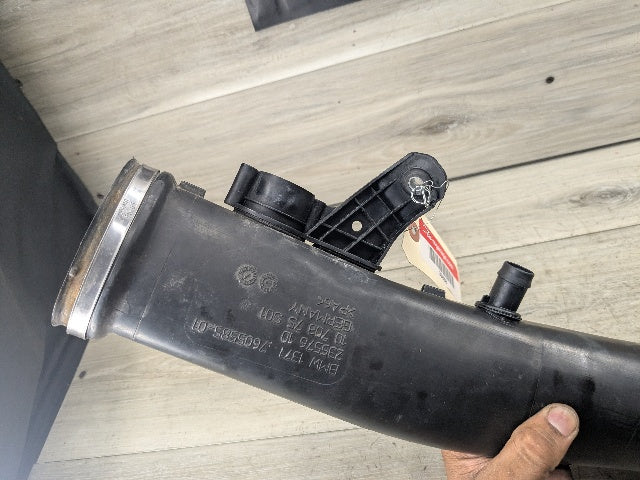 OEM BMW F12 F13 F15 F16 Engine Turbo Air Cleaner Intake Upper Charge Pipe Duct