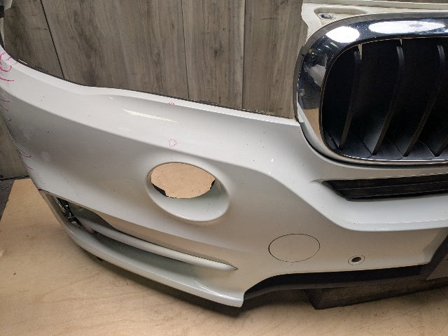 NOTE* 14-18 OEM BMW F15 X5 Front Bumper Cover w/ Upper Lower Grilles White 300