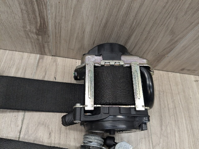 OEM BMW F15 F16 F85 F86 X5 X6 Front Right Passenger Seat Belt Retractor Black