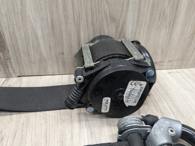OEM BMW F15 F16 F85 X5 X6 Front Left Driver Seat Belt Seatbelt Retractor Black