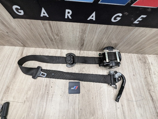 OEM BMW F15 F16 F85 X5 X6 Front Left Driver Seat Belt Seatbelt Retractor Black