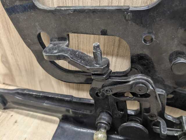 OEM BMW F15 F16 F85 X5 X6 Left Right Hood Hinge Support Bracket Brace SET