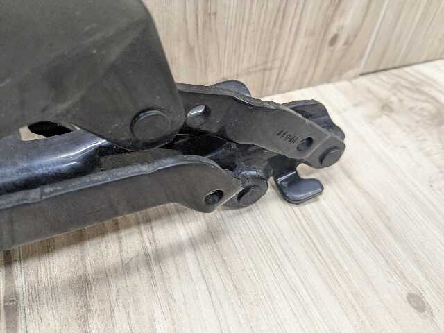 OEM BMW F15 F16 F85 X5 X6 Left Right Hood Hinge Support Bracket Brace SET