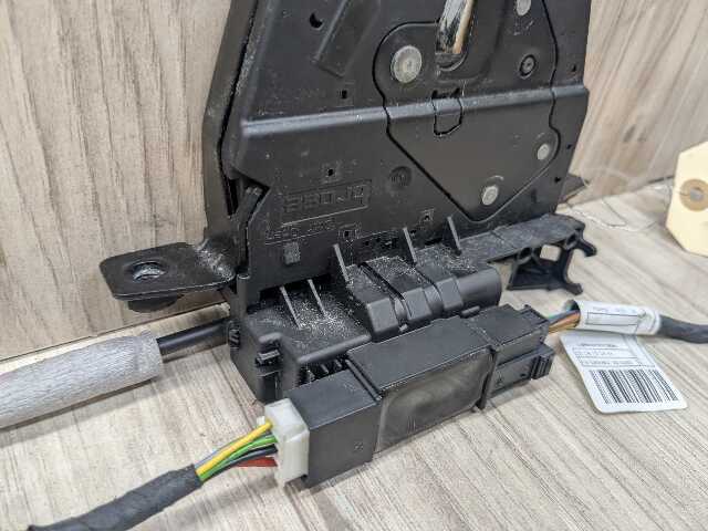 15-19 OEM BMW F16 F86 X6 X6M Trunk Liftgate Tailgate Power Lock Latch Actuator