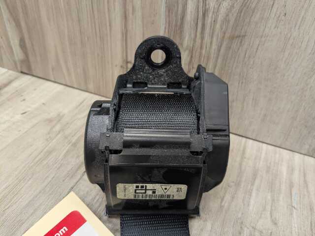 15-19 OEM BMW F16 F86 X6 X6M Rear Left Driver Side Seatbelt Seat Belt Retractor