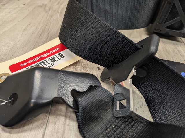 15-19 OEM BMW F16 F86 X6 X6M Rear Left Driver Side Seatbelt Seat Belt Retractor