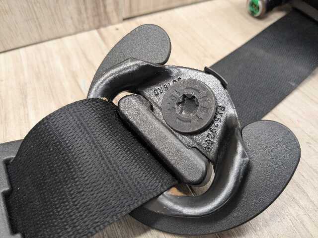 OEM BMW F15 F16 F85 F86 X5 X6 Front Right Passenger Seat Belt Retractor Black