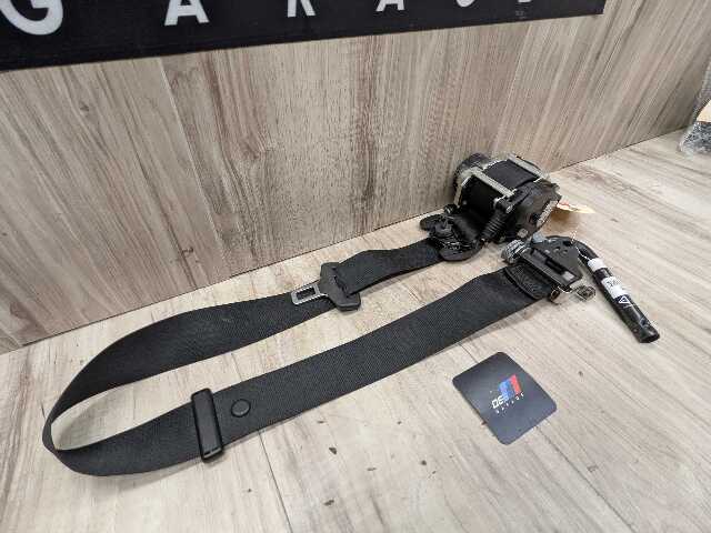 OEM BMW F15 F16 F85 F86 X5 X6 Front Right Passenger Seat Belt Retractor Black
