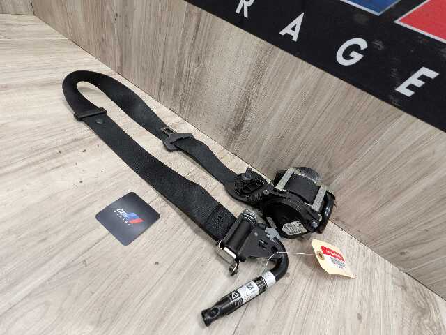 OEM BMW F15 F16 F85 F86 X5 X6 Front Right Passenger Seat Belt Retractor Black