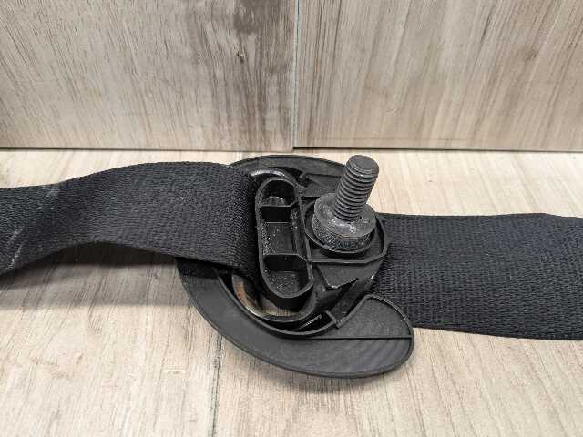 OEM BMW F15 F16 F85 X5 X6 Front Left Driver Seat Belt Seatbelt Retractor Black