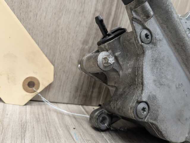 OEM BMW E70 F06 F10 F13 F15 F16 F85 F86 X5 X6 X5M M5 Engine N63 S63 Vacuum Pump