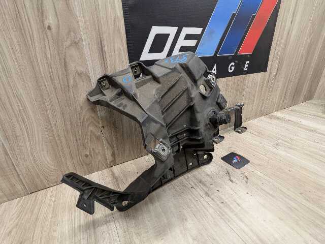 OEM BMW F15 F16 F85 F86 X5 X6 Front Left Driver Fender Mount Support Brackets