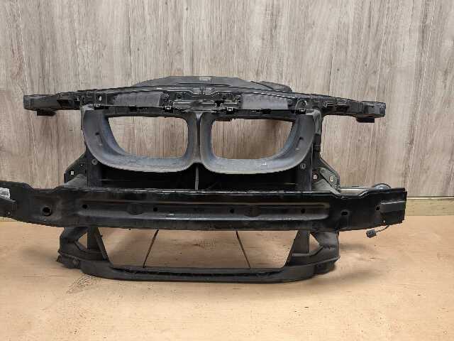 08-13 OEM BMW E82 E88 128 135 Front Radiator Support Frame Reinforce Clip Panel