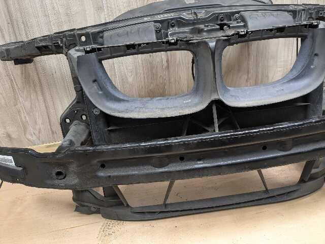 08-13 OEM BMW E82 E88 128 135 Front Radiator Support Frame Reinforce Clip Panel
