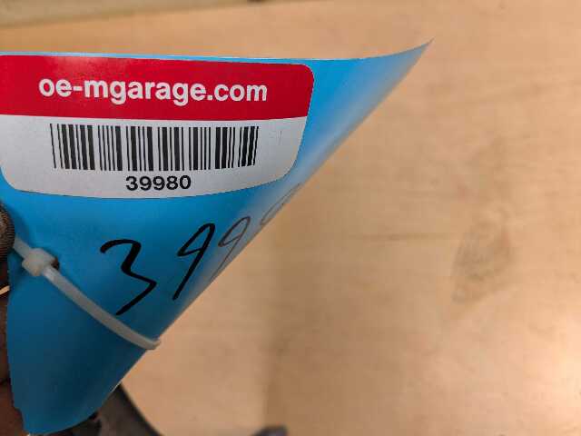 08-13 OEM BMW E82 E88 135 M SPORT Front Bumper Cover w/ Grilles Blue 896