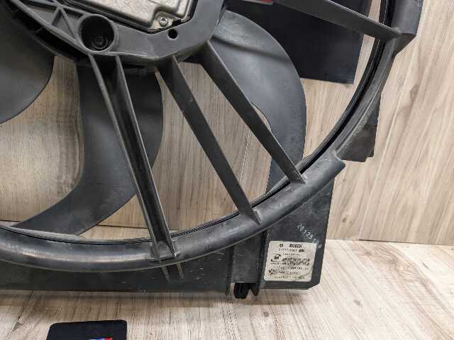 OEM BMW E82 E88 E90 E92 E93 Engine N54 N55 Radiator Auxiliary Fan Shroud 600W