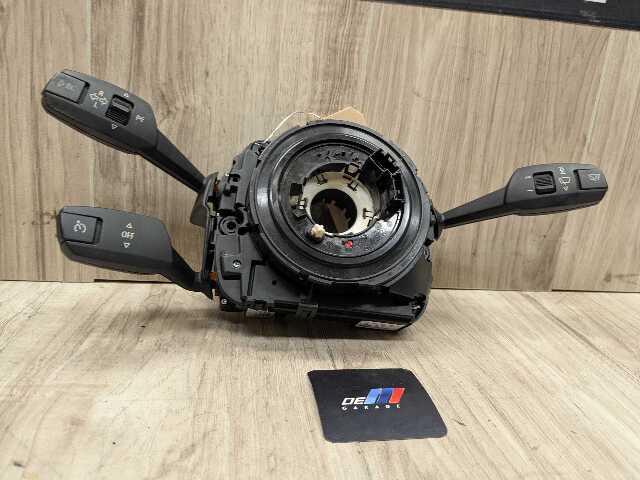 08-13 OEM BMW E82 E88 128 135 Steering Angle Sensor Clock Spring