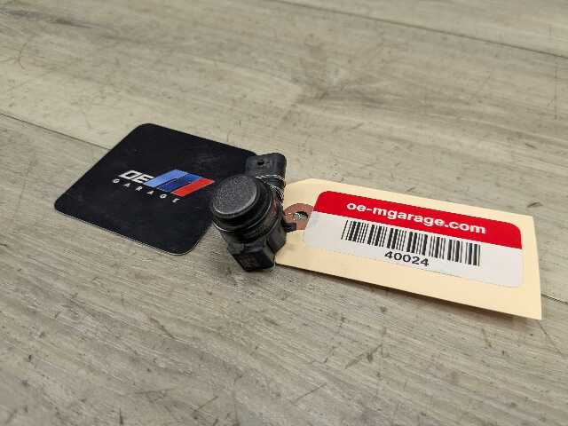 OEM BMW F22 F30 F32 F33 F36 F80 F82 F87 M3 M4 Bumper Parking PDC Sensor