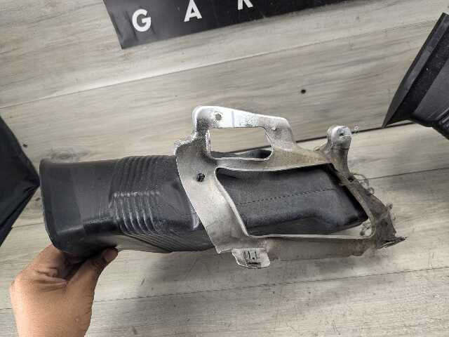 01-06 OEM BMW E46 M3 Engine S54 Front Left Right Cooler Air Air Duct Vent Trim