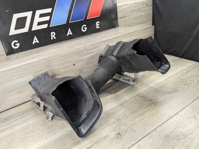 01-06 OEM BMW E46 M3 Engine S54 Front Left Right Cooler Air Air Duct Vent Trim