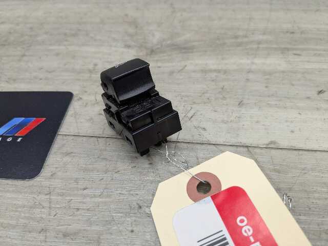 14-19 OEM BMW F15 F16 F85 F86 X5 X6 X5M X6M Trunk Hatch Release Switch Button