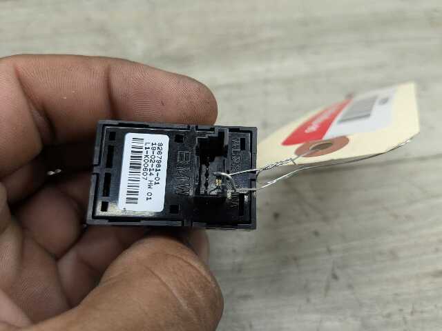 14-19 OEM BMW F15 F16 F85 F86 X5 X6 X5M X6M Trunk Hatch Release Switch Button