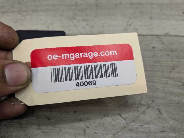 OEM BMW F15 F16 F25 F26 F85 X1 X3 X5 AUX Auxiliary Audio USB Input Charging Port