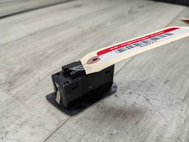 OEM BMW F02 F10 F12 F30 F80 F25 F90 G30 G01 X5 Rear Trunk Lid Center Lock Switch