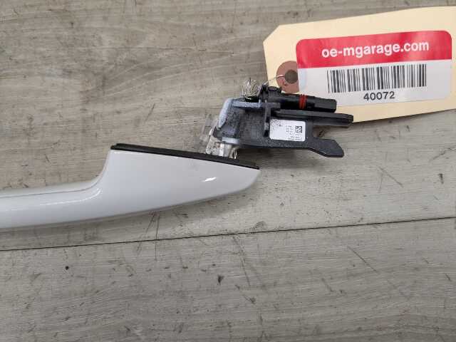 OEM BMW F15 F16 F85 X5 X6 Front Rear Right Passenger Door Handle COMFORT White