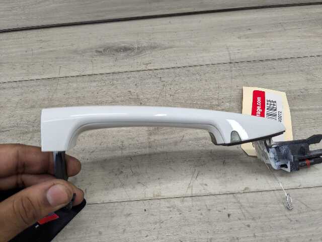 OEM BMW F15 F16 F85 X5 X6 Front Rear Right Passenger Door Handle COMFORT White