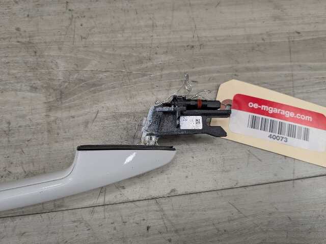 OEM BMW F15 F16 F85 X5 X6 Front Rear Right Passenger Door Handle COMFORT White