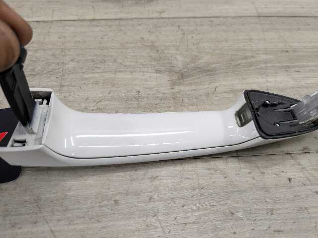 OEM BMW F15 F16 F85 X5 X6 Front Rear Right Passenger Door Handle COMFORT White