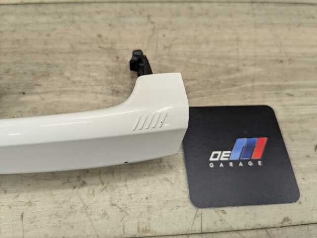 OEM BMW F15 F16 F85 F86 X5 X6 Left Driver Door Handle COMFORT ACCESS White 300