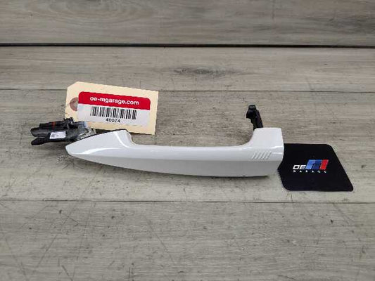 OEM BMW F15 F16 F85 F86 X5 X6 Left Driver Door Handle COMFORT ACCESS White 300
