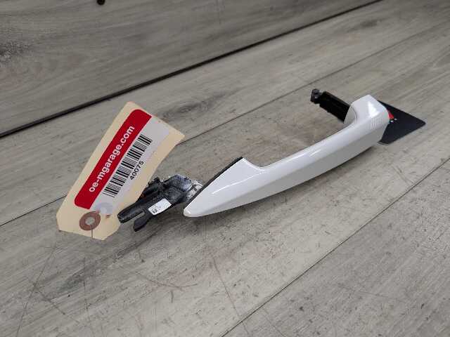 OEM BMW F15 F16 F85 X5 X6 Front Rear Left Driver Door Handle COMFORT White 300