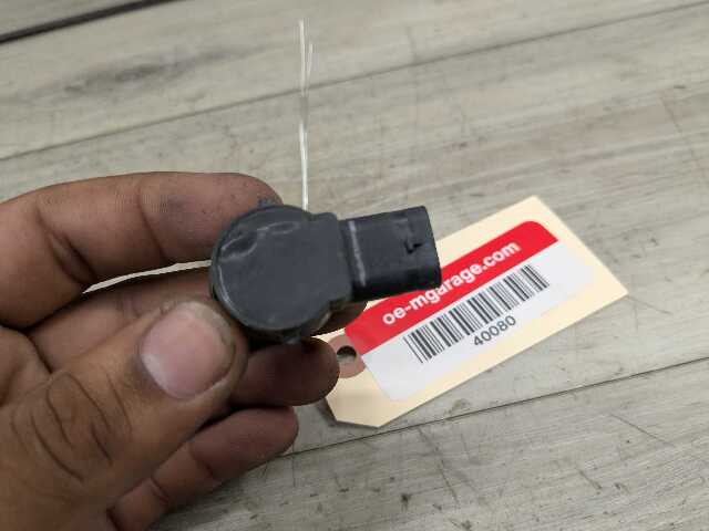 OEM BMW F15 F16 F48 F90 F97 G01 G12 G30 X1 X3 X5 Bumper Parking Sensor PDC White