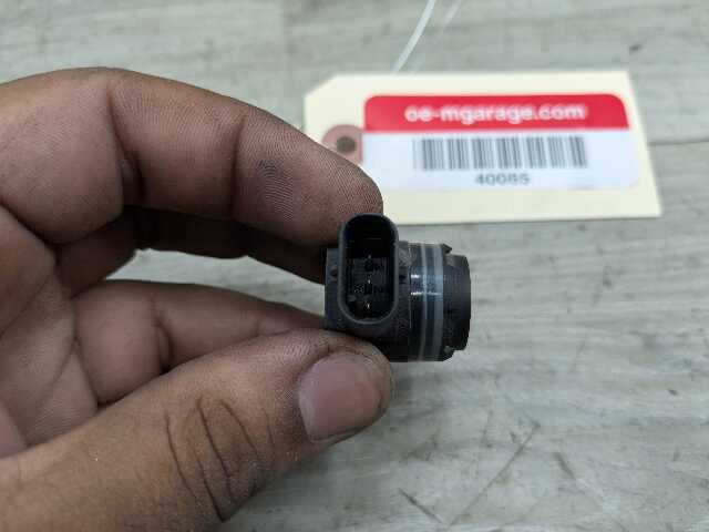 OEM BMW F15 F16 F48 F90 F97 G01 G12 G30 X1 X3 X5 Bumper Parking PDC Sensor White