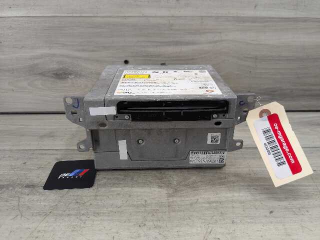 OEM BMW F15 F30 F32 F80 F82 Navigation NBT Headunit Radio CD Head Unit HW 2.1