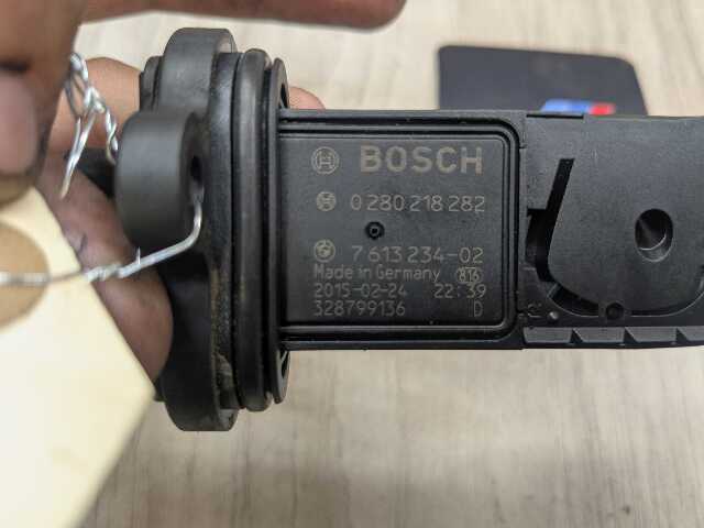 OEM BMW F10 F13 F15 F85 F86 X5 M6 Engine N63 S63 MAF Mass Air Flow Sensor Meter