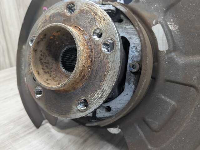 OEM BMW E70 F15 F16 F85 X5 X6 Rear Right Passenger Spindle Hub Carrier Knuckle