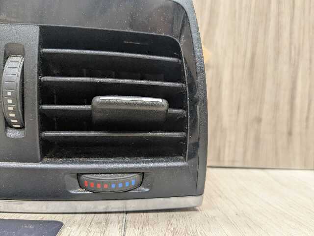 14-19 OEM BMW F15 F16 F85 F86 X5 X6 Rear AC Air Conditioning Vent Grille Black