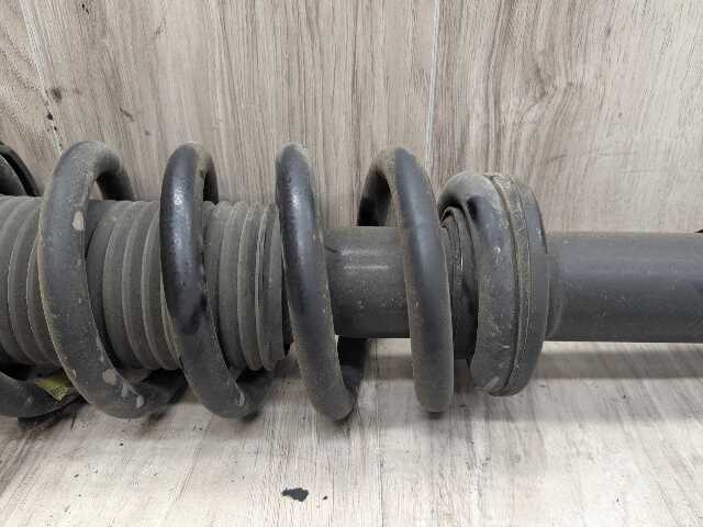 OEM BMW F15 F16 X5 X6 35iX FRONT Right Passenger Strut Shock Absorber Spring