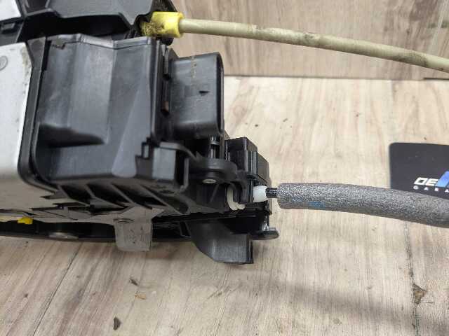 OEM BMW F15 F16 F85 X5 FRONT RIGHT PASSENGER Door Lock Latch Actuator SOFT CLOSE
