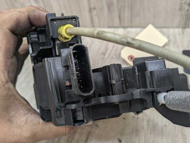OEM BMW F15 F16 F85 X5 FRONT RIGHT PASSENGER Door Lock Latch Actuator SOFT CLOSE