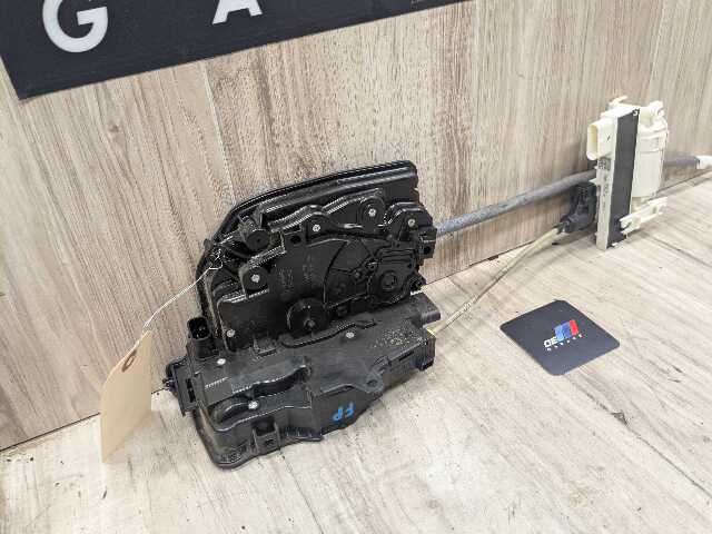 OEM BMW F15 F16 F85 X5 FRONT RIGHT PASSENGER Door Lock Latch Actuator SOFT CLOSE