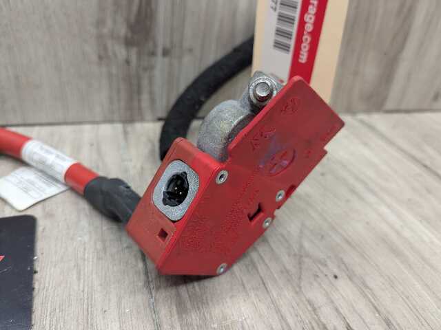 OEM BMW F15 F16 F85 F86 X5 X6 X5M Positive Plus Battery Pole Terminal Red Cable