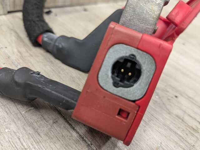 OEM BMW F15 F16 F85 F86 X5 X6 X5M Positive Plus Battery Pole Terminal Red Cable