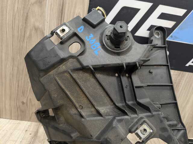 OEM BMW F15 F16 F85 F86 X5 X6 Front Left Driver Fender Mount Support Brackets
