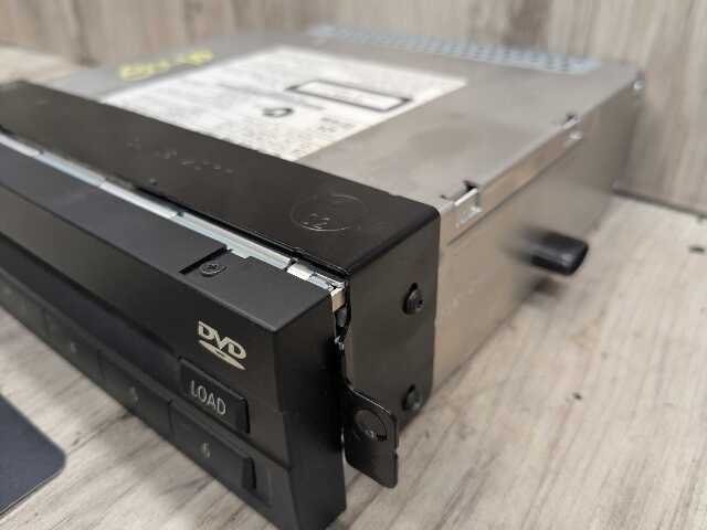 10-15 OEM BMW F01 F02 F10 F13 550 650 750 Alpina B7 CD DVD Changer Player