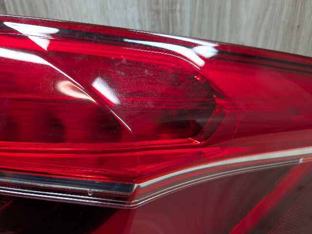 15-19 OEM BMW F16 F86 X6 X6M Rear Right Passenger Outer Quarter Stop Tail Light